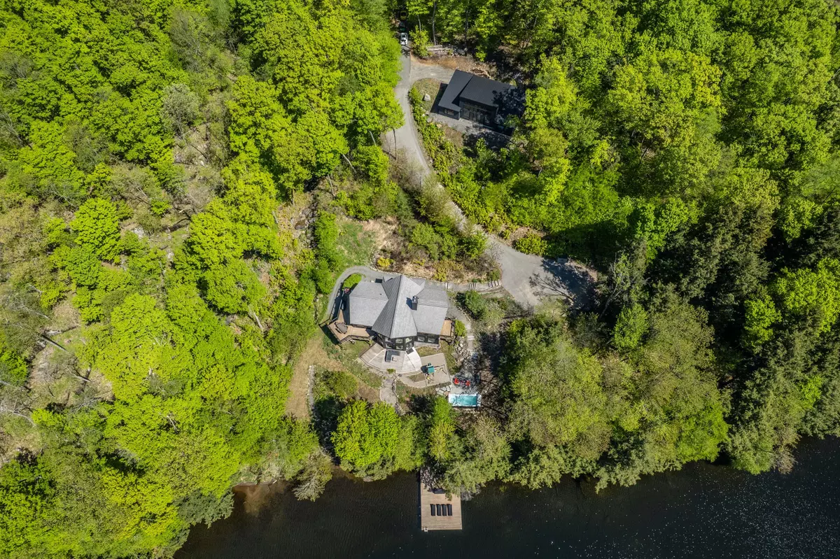 Muskoka Lakes, ON P0B 1G0,1118 North DR ##4