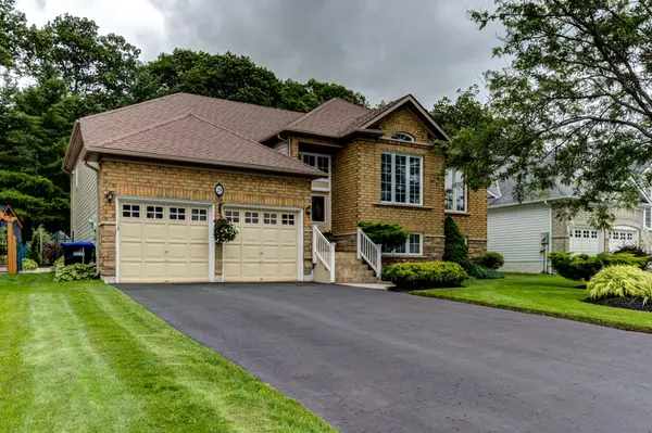 Wasaga Beach, ON L9Z 1M9,29 Cranberry HTS