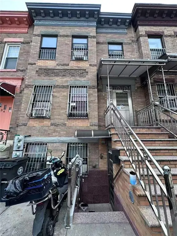 Brooklyn, NY 11220,630 48th ST