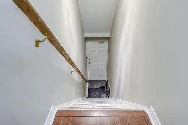 Mississauga, ON L5B 4K3,605 Shoreline DR #8