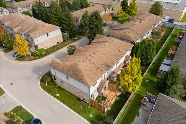 London North, ON N5X 4C9,185 North Centre RD #10