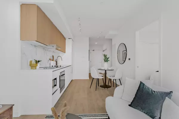 Toronto W05, ON M3K 0E4,1100 Sheppard AVE W #1529