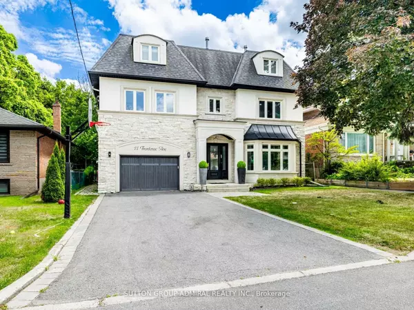 Toronto C04, ON M5N 1Z4,11 Frontenac AVE