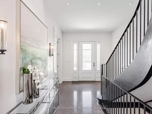 Toronto C04, ON M5N 1Z4,11 Frontenac AVE