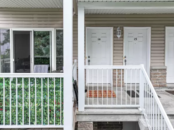 Orleans - Convent Glen And Area, ON K1C 1S2,1238 Marenger ST #14