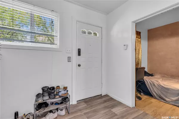 Saskatoon, SK S7L 2A6,1317 G AVENUE N