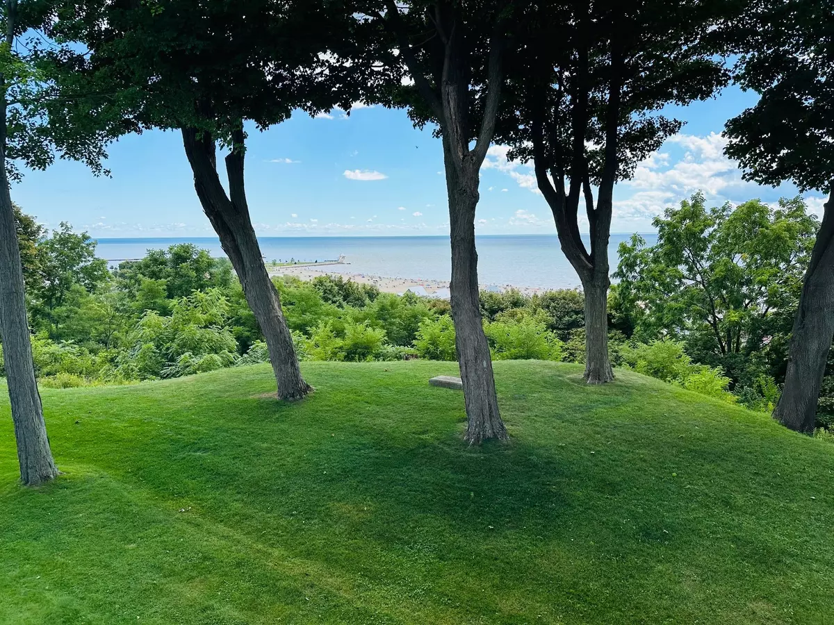 Central Elgin, ON N5L 1G1,374 FRONT ST #50