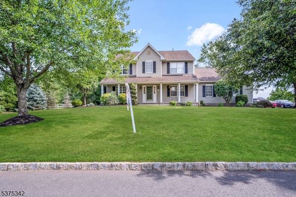 43 Ruppert Dr, Franklin Twp., NJ 08873