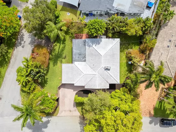 Fort Lauderdale, FL 33305,2508 NE 27th Ave