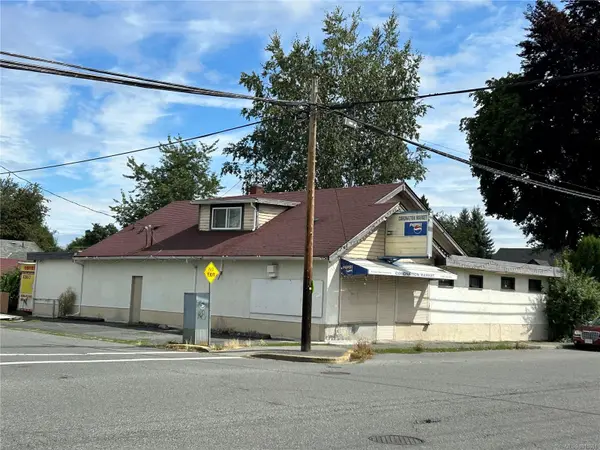 607 Coronation Ave, Duncan, BC V9L 2V1