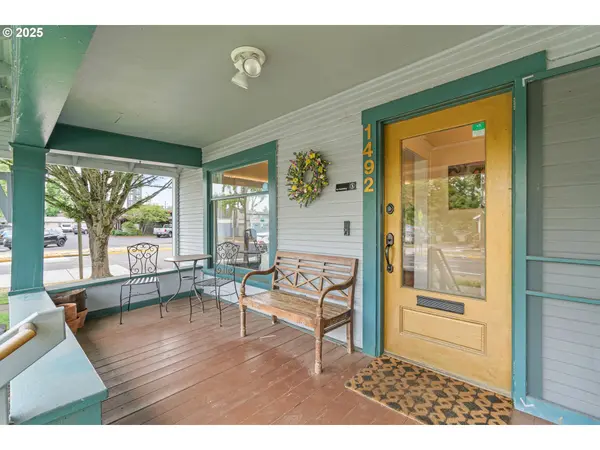 Eugene, OR 97401,1492 PEARL ST