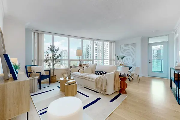 Toronto C07, ON M2M 4M7,15 Greenview AVE #1405