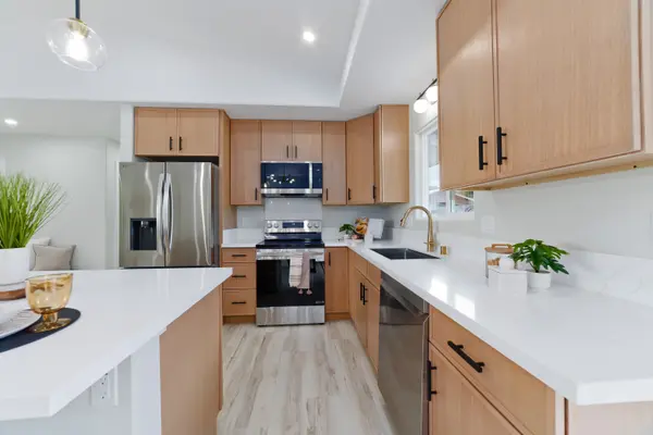 Keaau, HI 96749,15-1899 26TH AVE