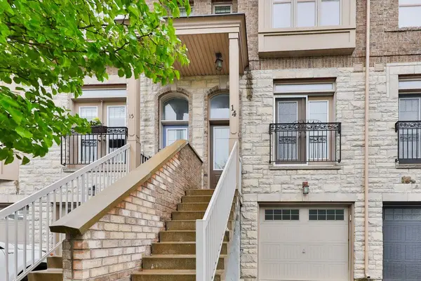 Oakville, ON L6M 0L3,2410 Woodstock TRL #14