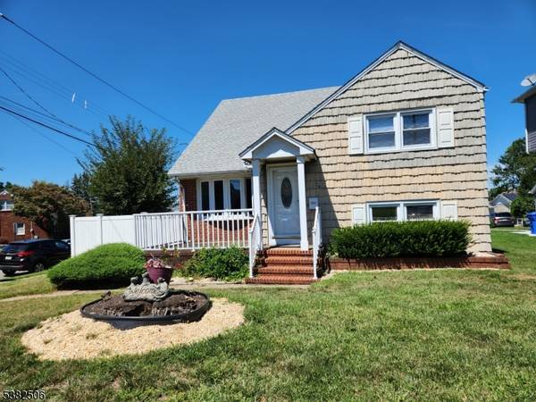 74 Raritan Rd, Linden City, NJ 07036