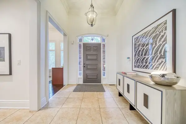 Oakville, ON L6H 7V5,2283 Lyndhurst DR