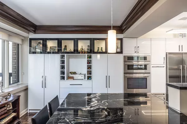 Toronto C09, ON M4W 1P8,120 Rosedale Valley RD #201