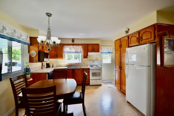 Alfred And Plantagenet, ON K0B 1C0,813 County Rd 19 RD