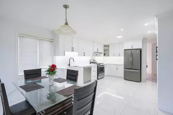 London North, ON N5X 0G2,1860 Devos DR