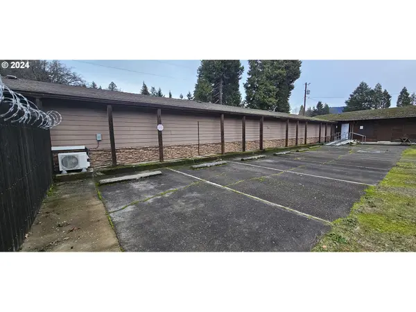 Oakridge, OR 97463,48197 HIGHWAY 58