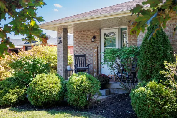 28 Karen DR, Kawartha Lakes, ON K9V 5V6