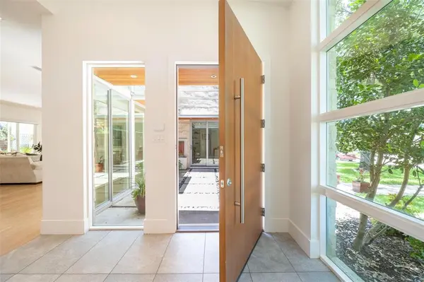 Dallas, TX 75230,5624 Melshire Drive