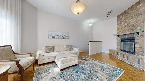 Vaughan, ON L4J 4S9,64 Roxborough LN