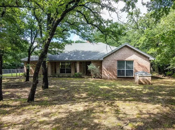 391 County Road 4929,  Newark,  TX 76071