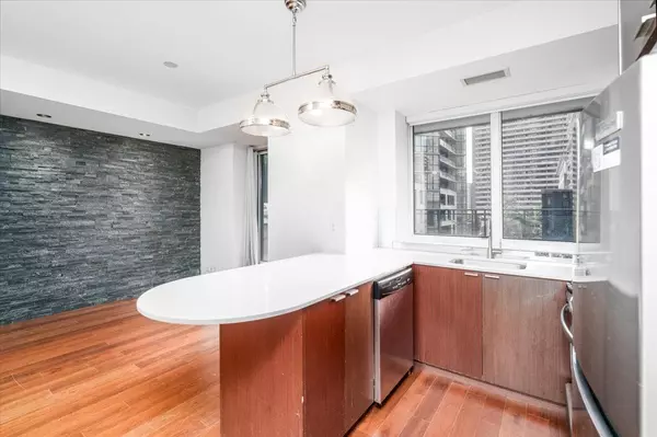 Toronto C08, ON M4Y 3C3,35 Hayden ST #517