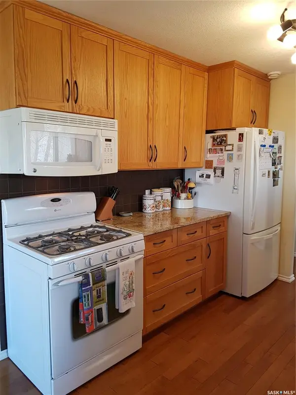 Coteau Rm No. 255, SK S0L 0G0,325 Ruby DRIVE