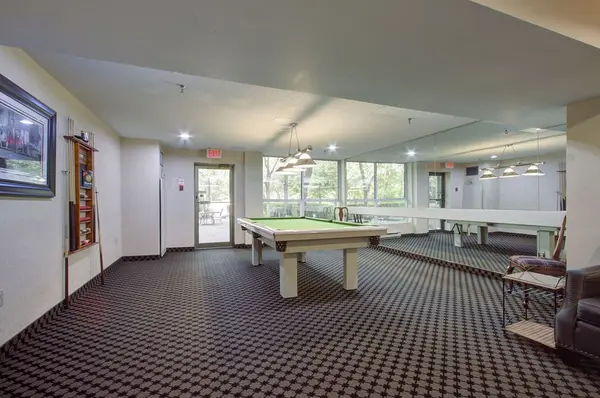 Mississauga, ON L5J 4R4,1271 Walden CIR #704