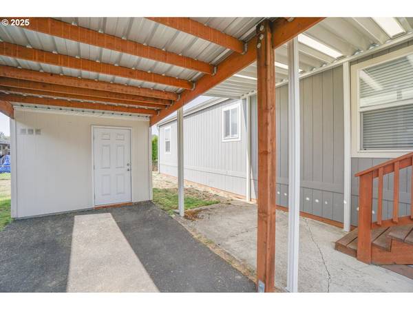 300 SW 7TH AVE #211, Battle Ground, WA 98604