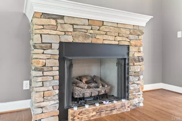 Forest, VA 24551,1099 Toni Lane