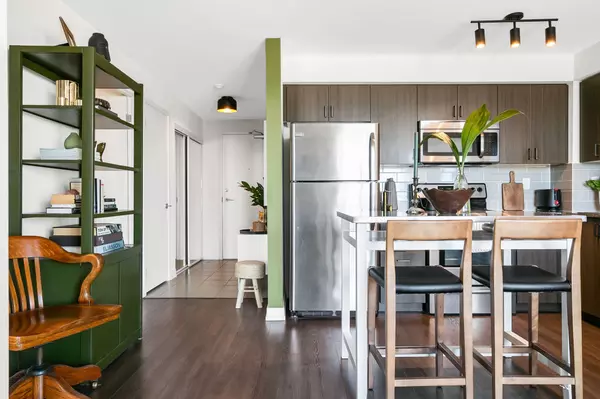 Toronto W02, ON M6H 4K5,812 Lansdowne AVE #1304