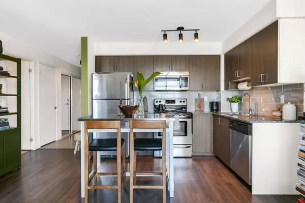 Toronto W02, ON M6H 4K5,812 Lansdowne AVE #1304