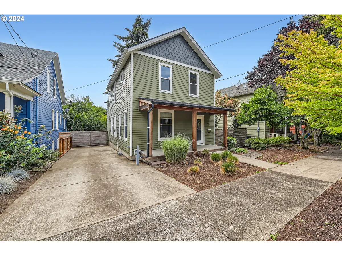 Portland, OR 97203,9116 N WILLAMETTE BLVD