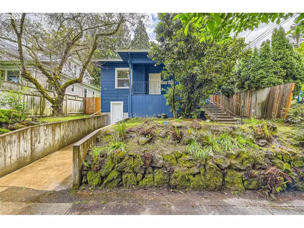 Portland, OR 97202,3904 SE CLINTON ST