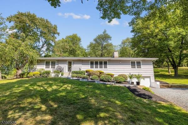 205 Hockenbury Rd, Hillsborough Twp., NJ 08844