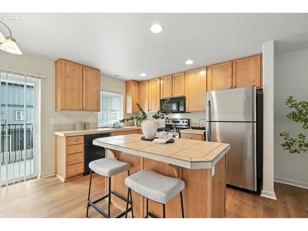 Vancouver, WA 98661,5927 NE 34TH ST