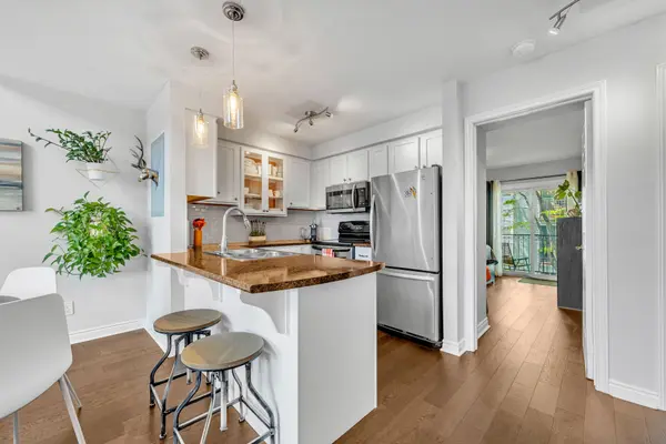 Cobourg, ON K9A 5H8,182 D'Arcy ST #A203