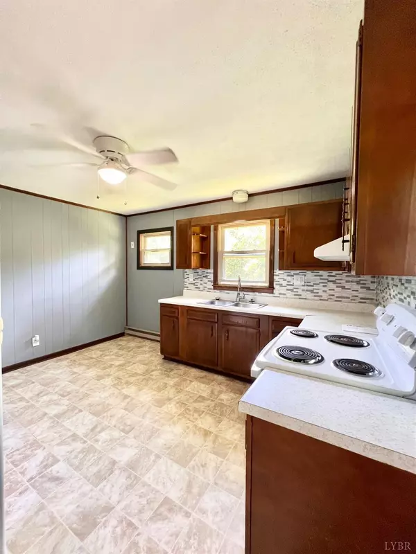 Monroe, VA 24574,2785 Pera RD