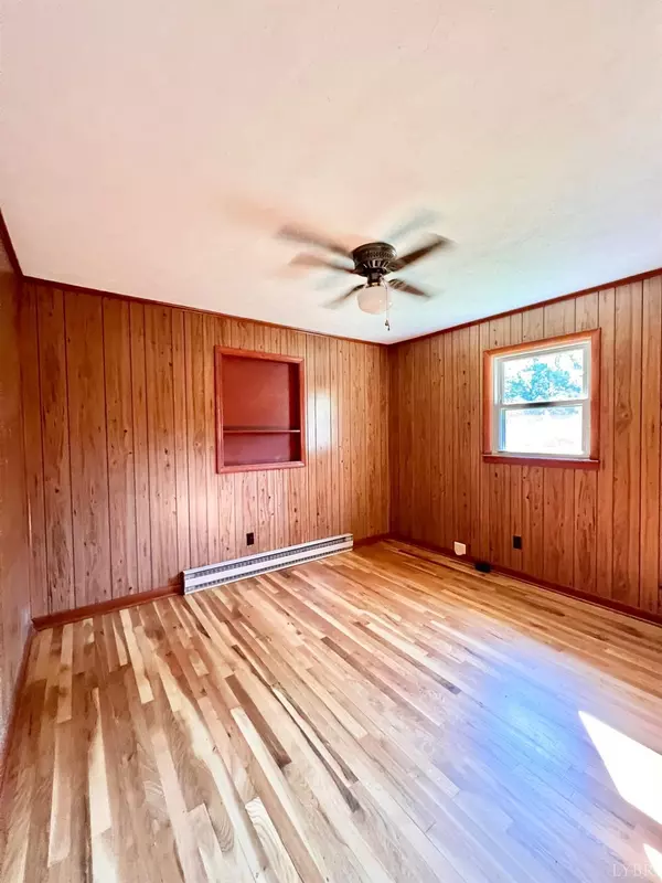 Monroe, VA 24574,2785 Pera RD