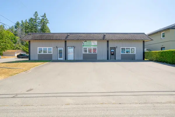 Qualicum Beach, BC V9K 1R1,148 Fern Rd E