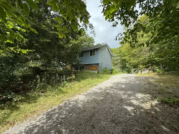 Tiny, ON L9M 0B9,162 Farlain Lake RD W