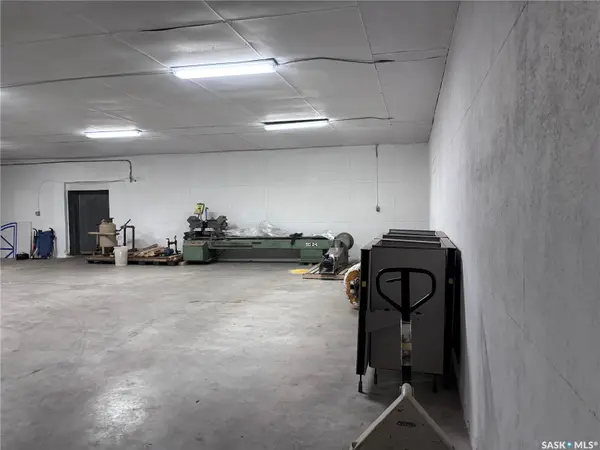 675 Cheadle STREET W, Swift Current, SK S9H 0C1