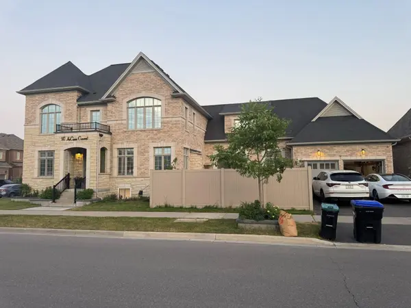 Bradford West Gwillimbury, ON L3Z 0M6,147 Mccann CRES