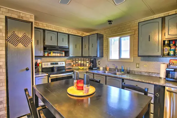 75049 Hensall RD #7 First Ave, Huron East, ON N0K 1W0