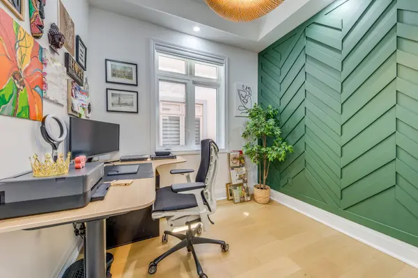 Oakville, ON L6H 0Y9,3450 Post RD