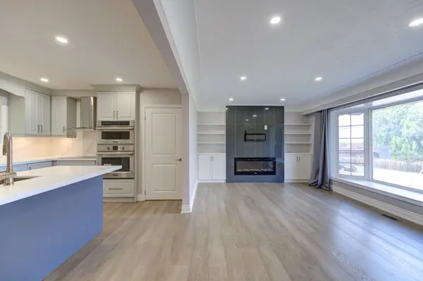 Hamilton, ON L8G 3B7,132 Pine DR