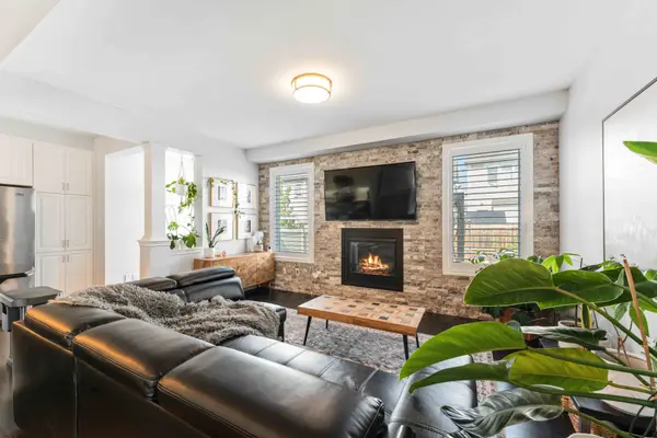 Barrhaven, ON K2J 5Z4,210 Des Soldats Riendeau ST